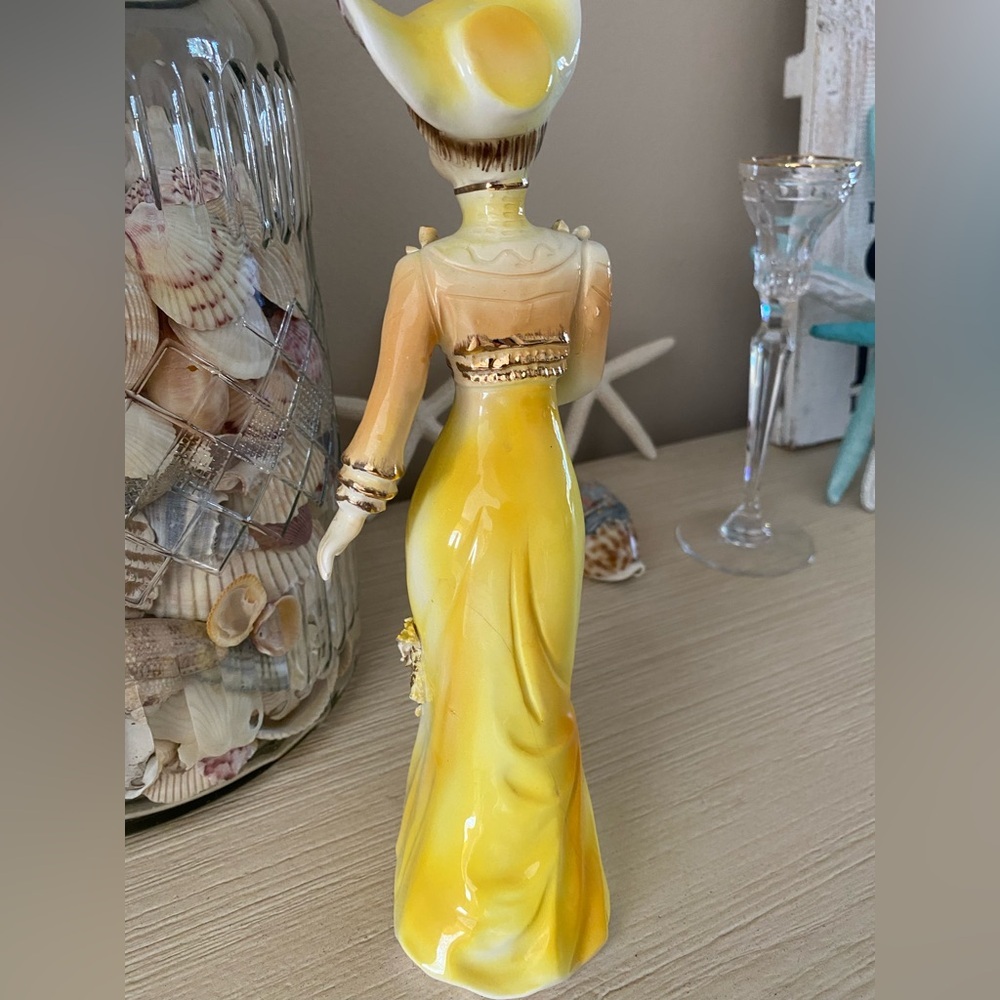 VINTAGE 10” Tall Victorian Lady Figurine Yellow Dress Golden Ruffled Accents - Picture 6 of 13